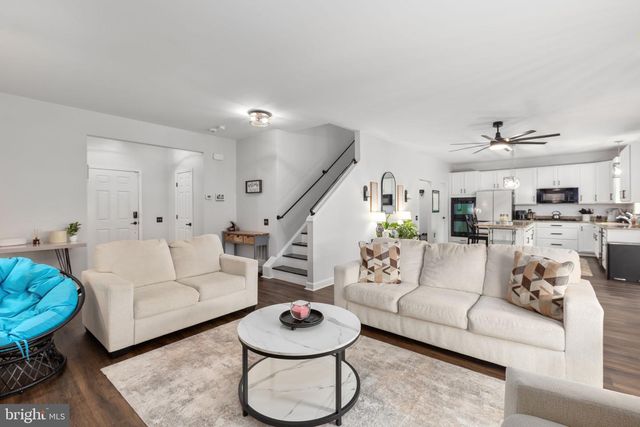 64 CHARTER GATE DR, Fredericksburg, VA 22406