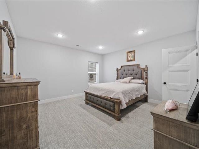 11975 W Cherese Cir, Wichita, KS 67215