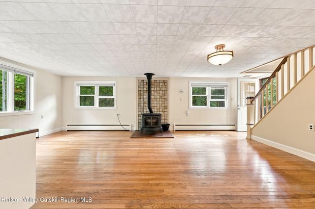 307 Old Kingston Road, New Paltz, NY 12561
