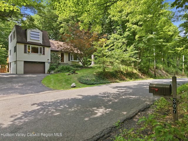 307 Old Kingston Road, New Paltz, NY 12561