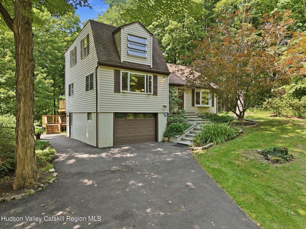 307 Old Kingston Road, New Paltz, NY 12561