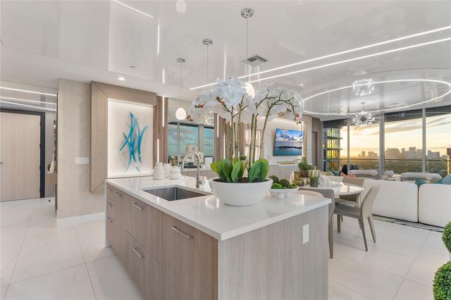 151 N Seabreeze Blvd. 1403, Fort Lauderdale, FL 33304