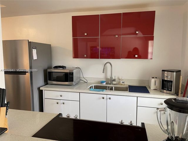 16900 NE 14th Avenue 209, Miami, FL 33162