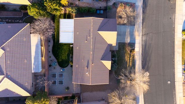 933 N OCOTILLO DR, Washington, UT 84780