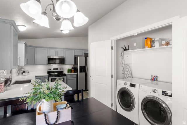 933 N OCOTILLO DR, Washington, UT 84780