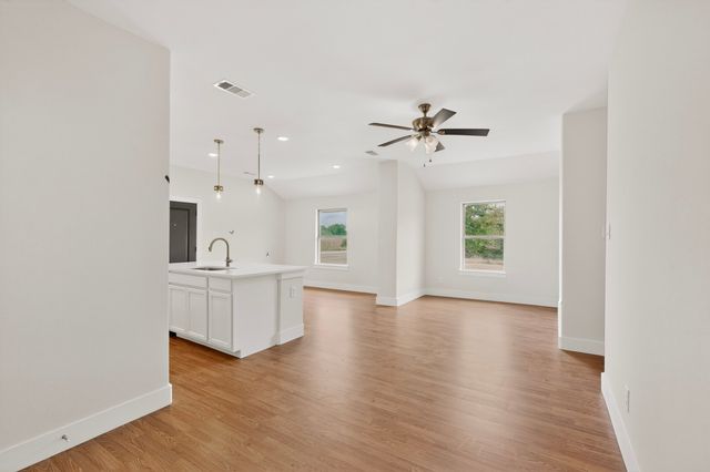 6306 County Road 619, Farmersville, TX 75442