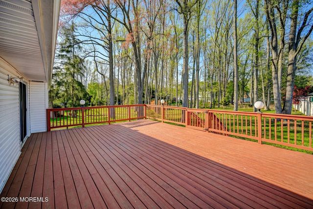 4 Fletcher Drive, Morganville, NJ 07751