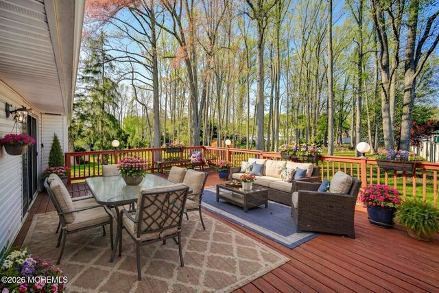 4 Fletcher Drive, Morganville, NJ 07751