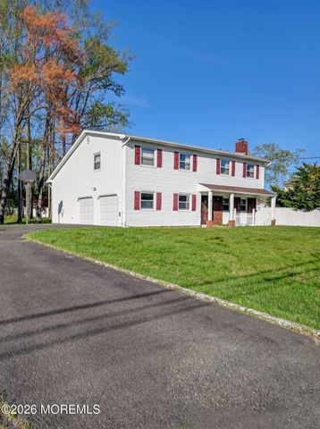 4 Fletcher Drive, Morganville, NJ 07751