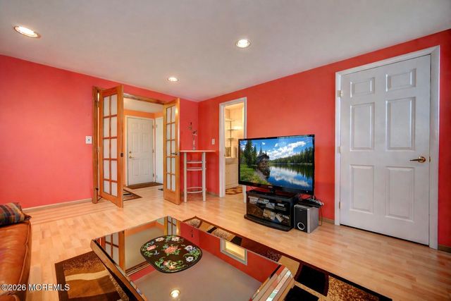 4 Fletcher Drive, Morganville, NJ 07751