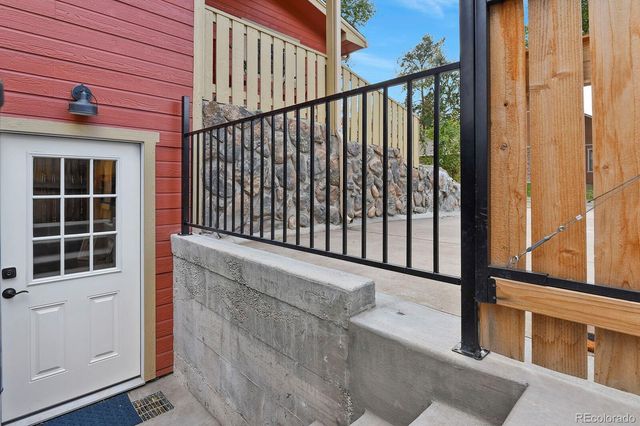 6427 Grandview Avenue A & B, Arvada, CO 80002