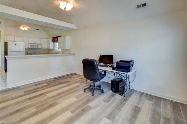 2005 Lockard AVE, Chesapeake, VA 23320