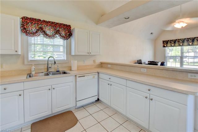 2005 Lockard AVE, Chesapeake, VA 23320