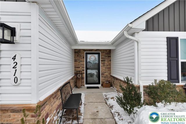 4210 Mimosa Lane, Whitehall Twp, PA 18052