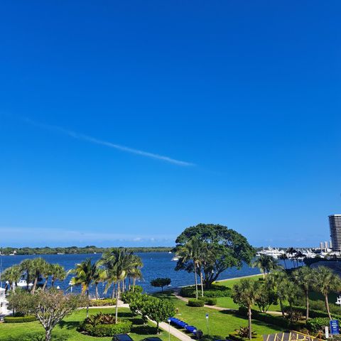 1200 Marine Way 202, North Palm Beach, FL 33408