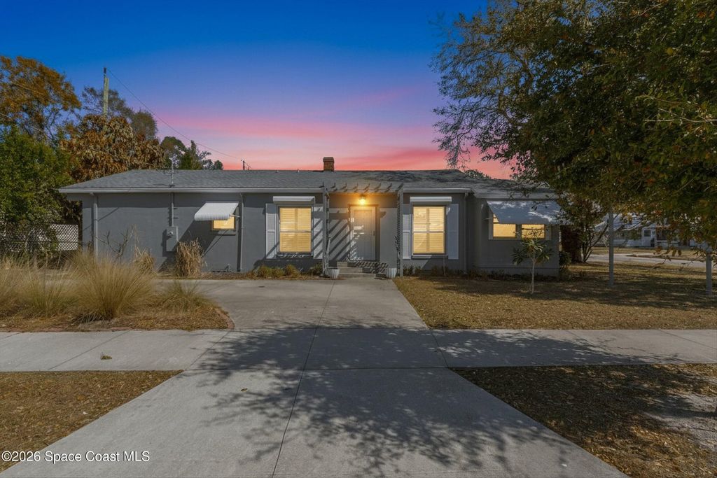 1811 Hickory Street, Melbourne, FL 32901