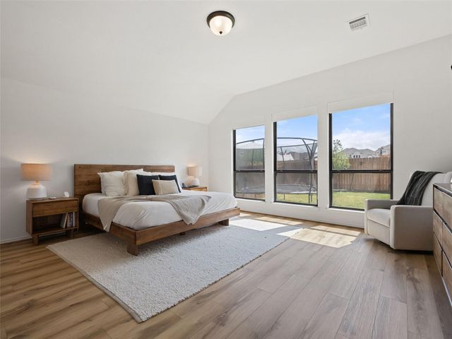 6825 Empresa DR, Austin, TX 78738