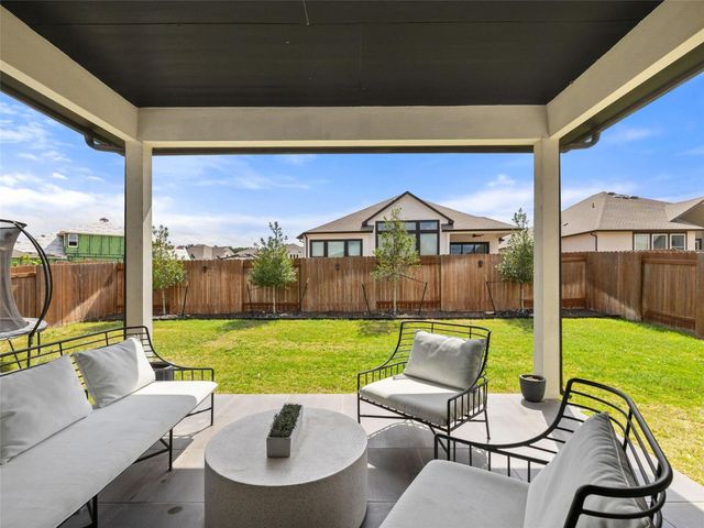 6825 Empresa DR, Austin, TX 78738