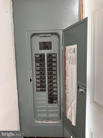 924-926 W SPRUCE ST, Coal Township, PA 17866