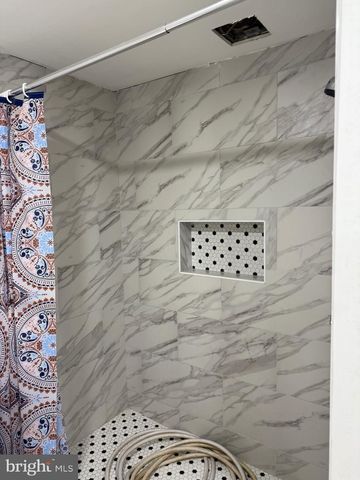 924-926 W SPRUCE ST, Coal Township, PA 17866