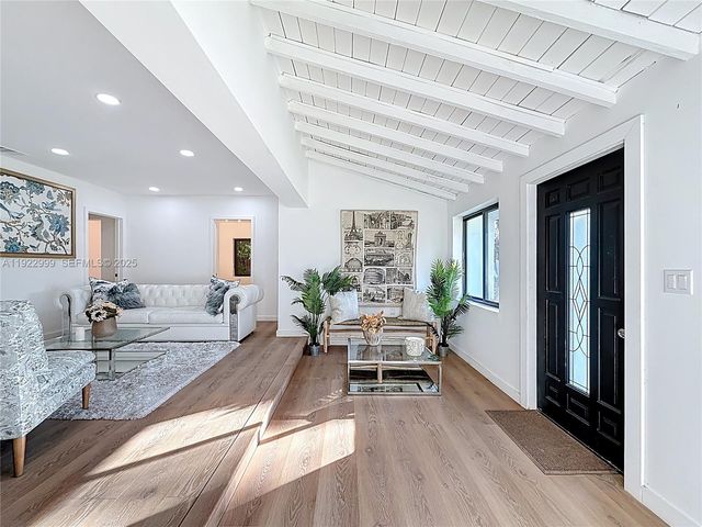 3521 SW 58th Ct, Miami, FL 33155