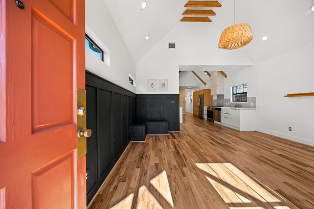 5311 Leeland Street, Houston, TX 77023