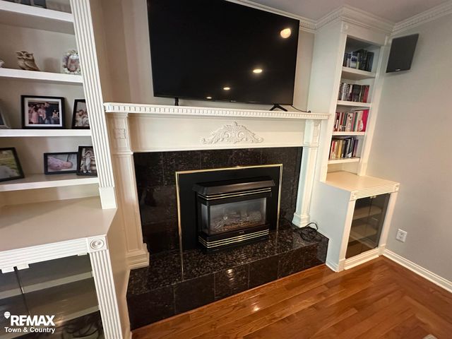 2516 Redwood Drive, Flint Twp, MI 48433