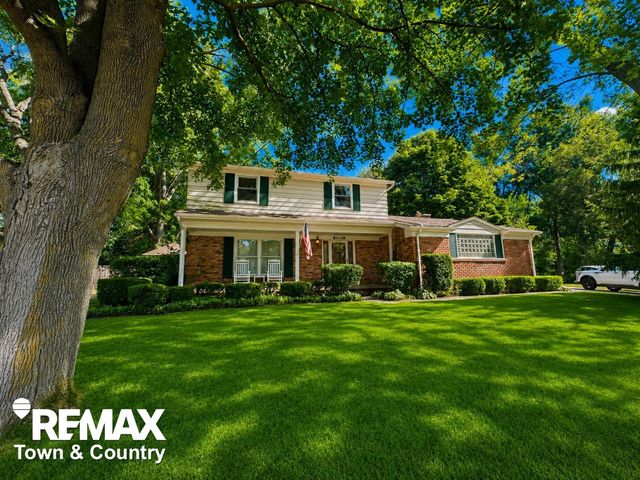 2516 Redwood Drive, Flint Twp, MI 48433