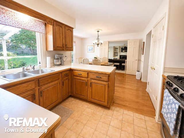 2516 Redwood Drive, Flint Twp, MI 48433