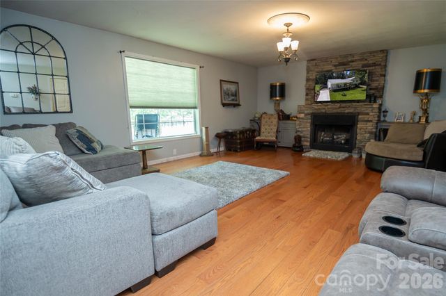 100 Woodlea Drive, Morganton, NC 28655