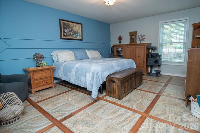 100 Woodlea Drive, Morganton, NC 28655