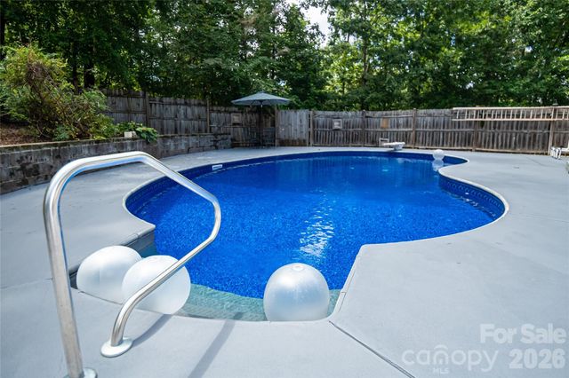 100 Woodlea Drive, Morganton, NC 28655