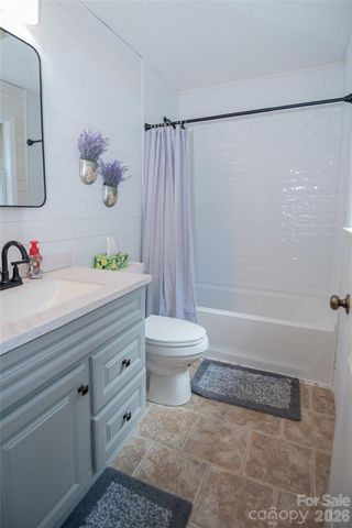 100 Woodlea Drive, Morganton, NC 28655
