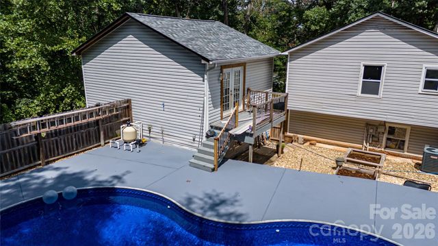 100 Woodlea Drive, Morganton, NC 28655
