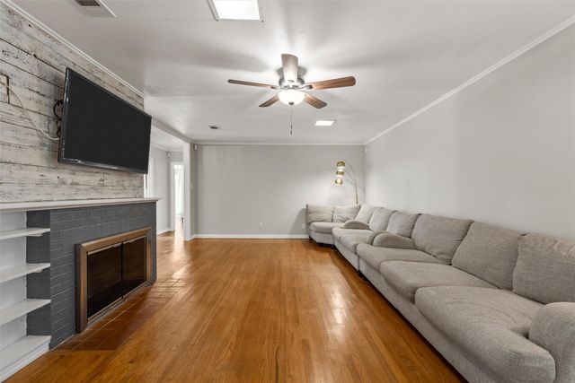 3223 Live Oak Avenue, Waco, TX 76708