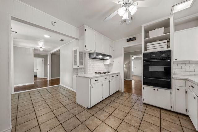 3223 Live Oak Avenue, Waco, TX 76708