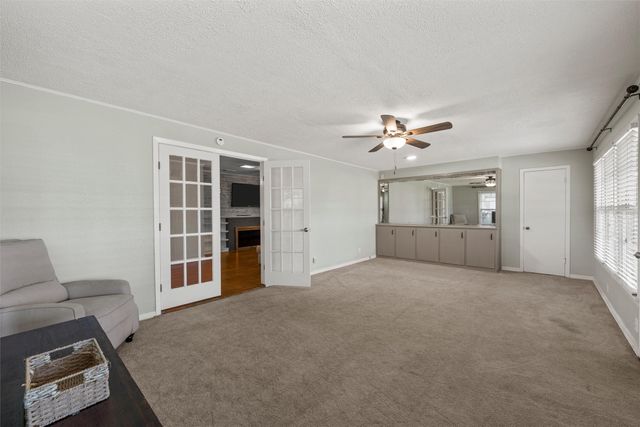 3223 Live Oak Avenue, Waco, TX 76708
