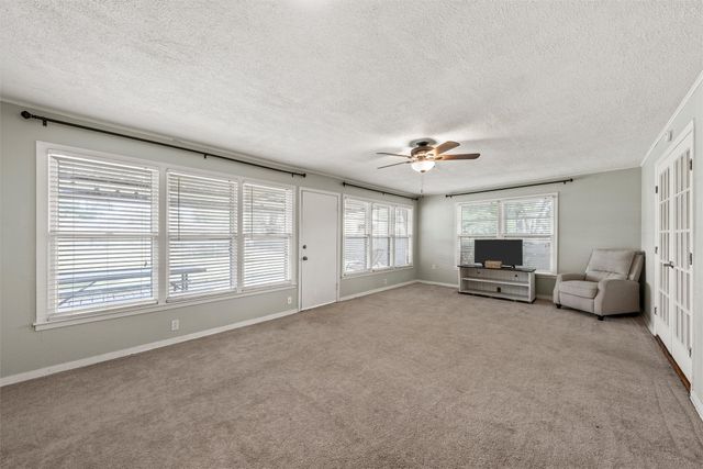 3223 Live Oak Avenue, Waco, TX 76708