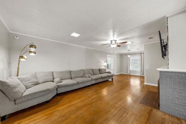 3223 Live Oak Avenue, Waco, TX 76708