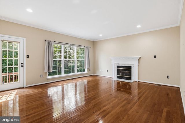 4 SUMMIT RIDGE CT, Germantown, MD 20874