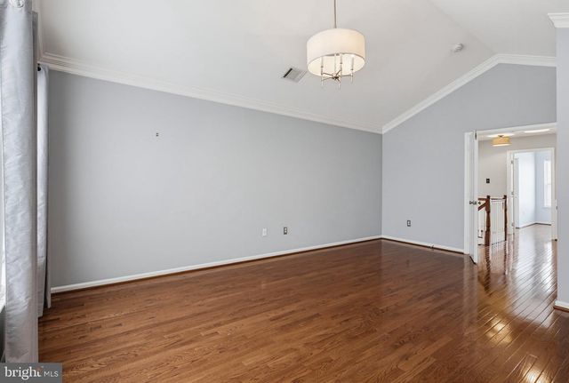 4 SUMMIT RIDGE CT, Germantown, MD 20874