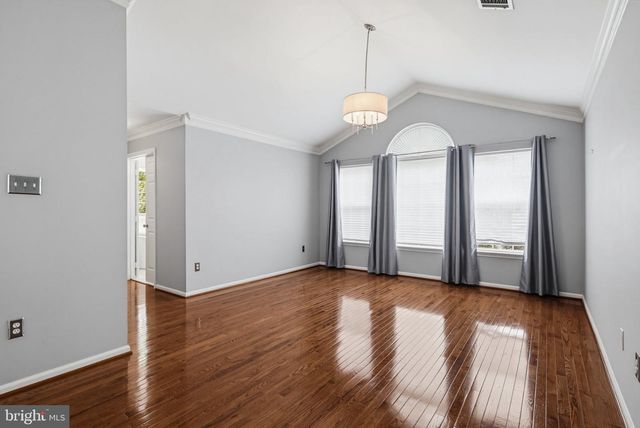 4 SUMMIT RIDGE CT, Germantown, MD 20874