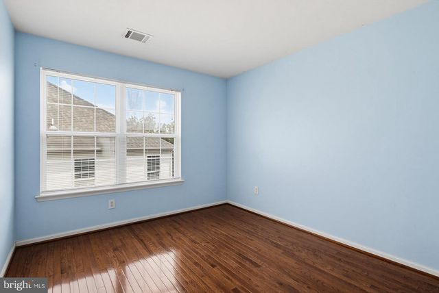 4 SUMMIT RIDGE CT, Germantown, MD 20874