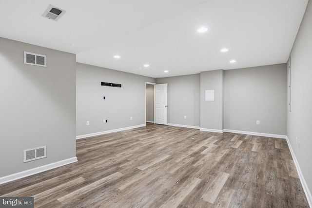 4 SUMMIT RIDGE CT, Germantown, MD 20874