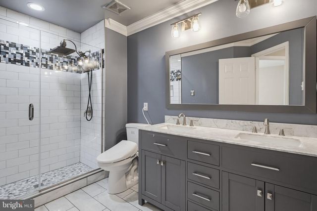 4 SUMMIT RIDGE CT, Germantown, MD 20874