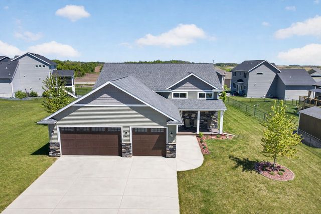 1565 Brandt Drive NE, Byron, MN 55920