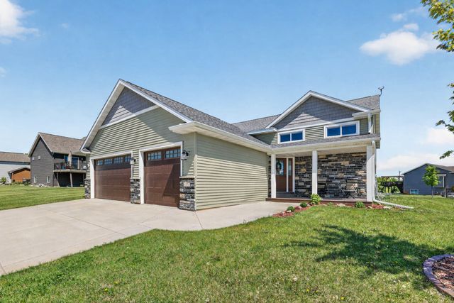 1565 Brandt Drive NE, Byron, MN 55920