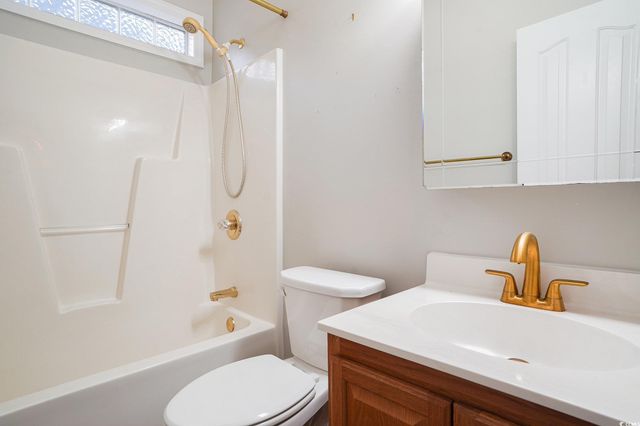 110 Ashworth Dr., Little River, SC 29566