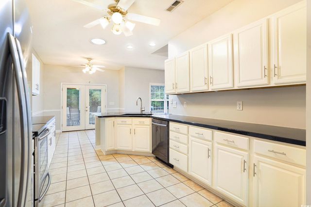 110 Ashworth Dr., Little River, SC 29566