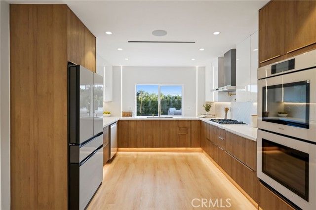 24118 Highlander, West Hills (los Angeles), CA 91307